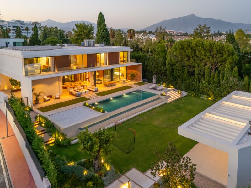 Nowoczesna willa z prywatnym basenem – Guadalmina Alta, Marbella