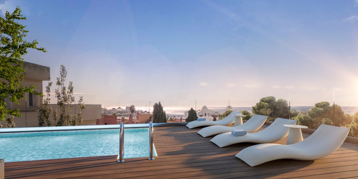 Nowe apartamenty z basenem na dachu i 3 min od plaży – Torremolinos
